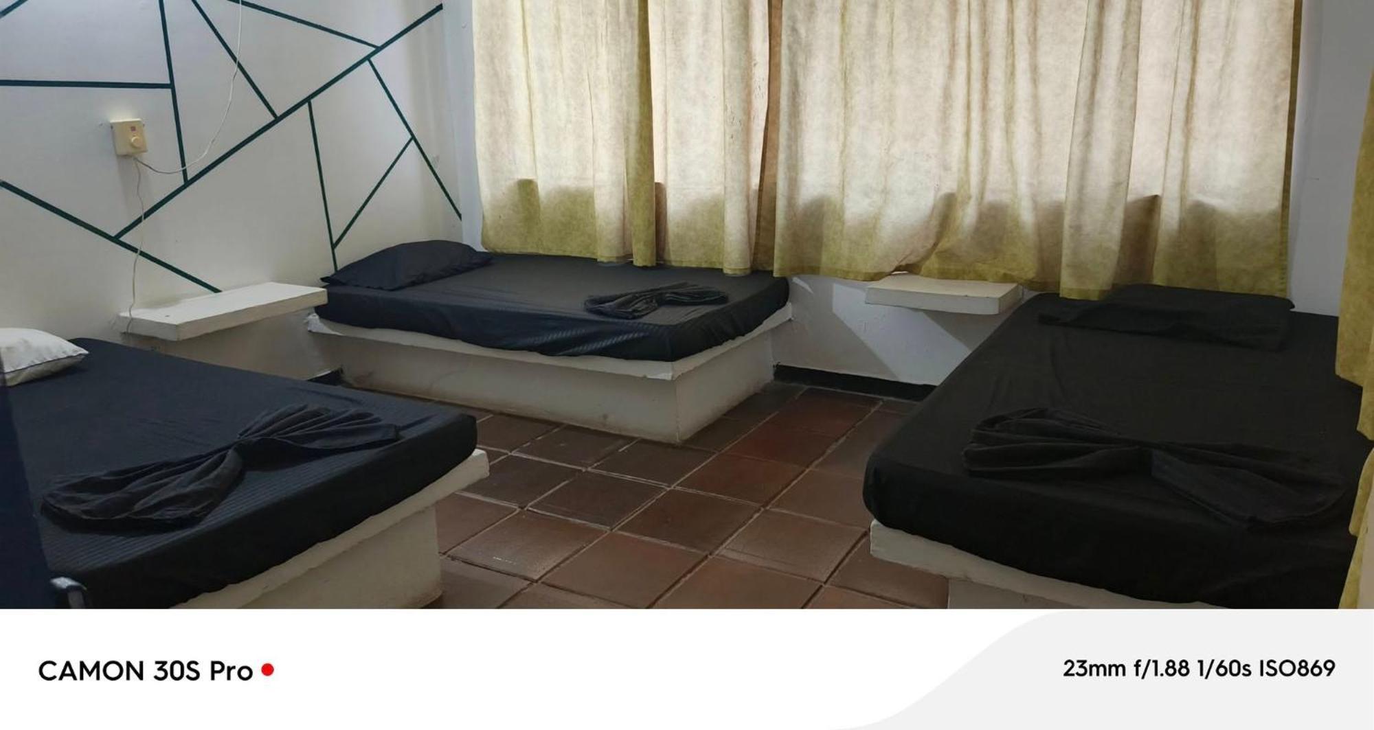 Hotel Globo Terraqueo Мельгар Экстерьер фото